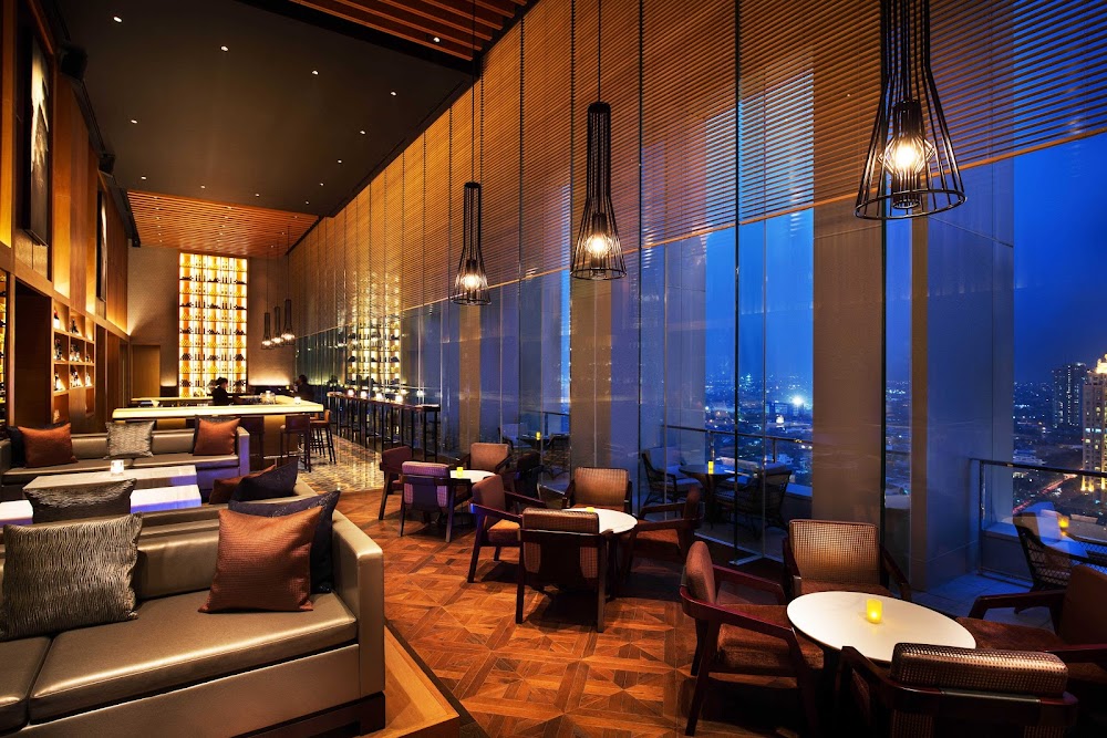 View Restaurant & Bar